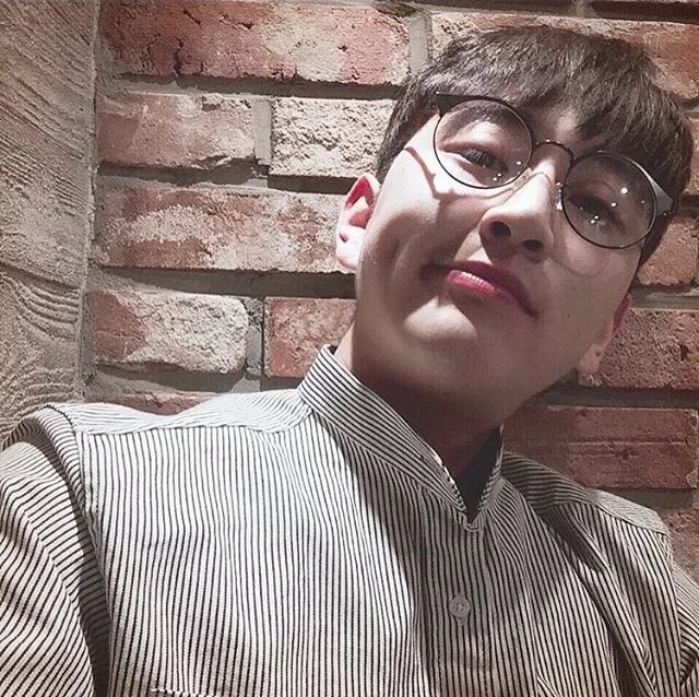 苗维晓飞