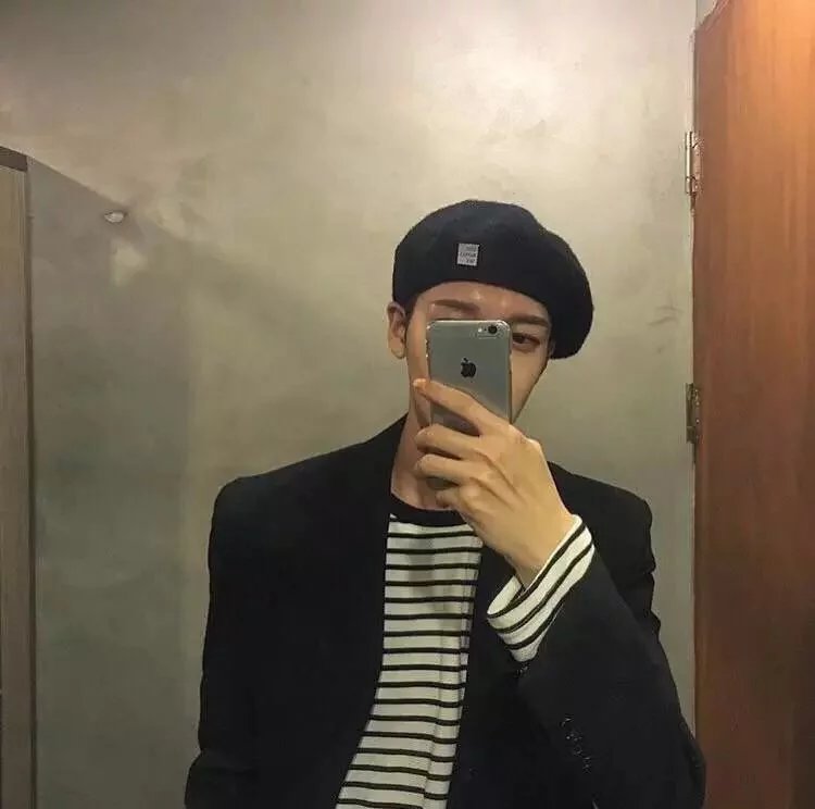严言朗辰