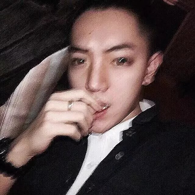 石振蓝明