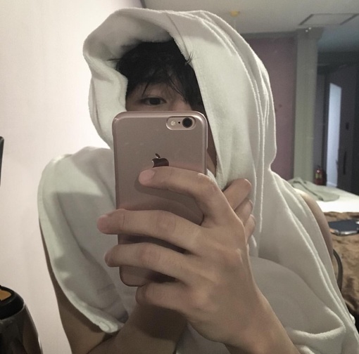 娄义萱睿