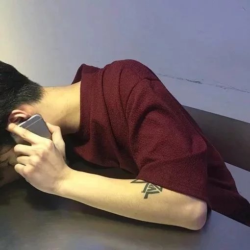 卫云健蓝