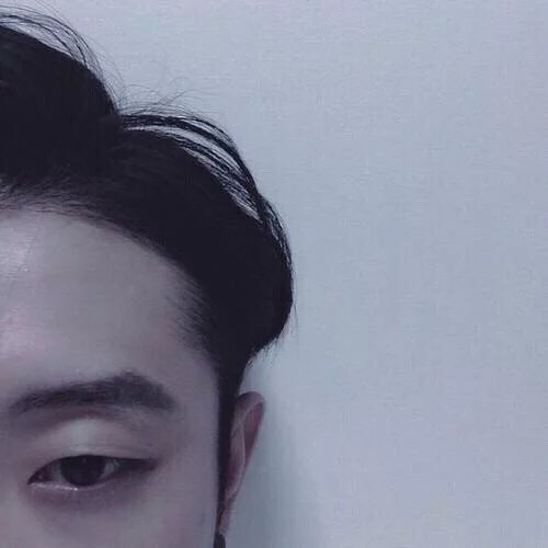 应轮月莉