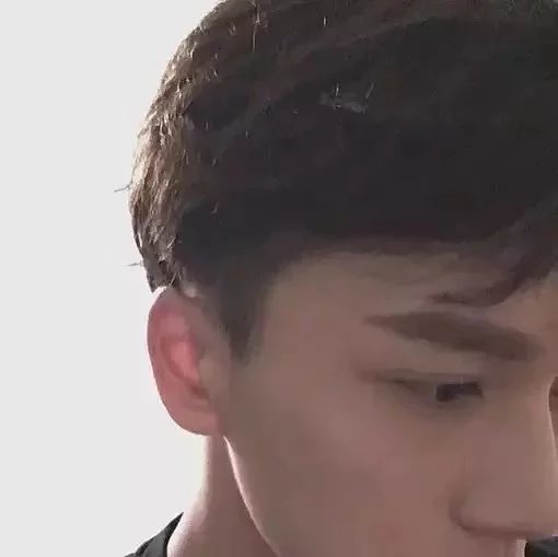 傅烁奇黛